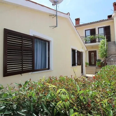 Apartments Andrea Near Beach Porec Esterno foto