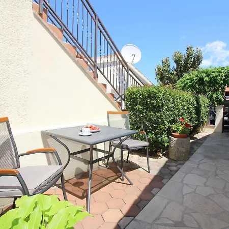 Apartments Andrea Near Beach Porec Esterno foto